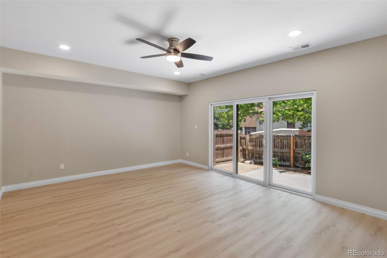 MLS Image #5 for 4250 s olive street,denver, Colorado