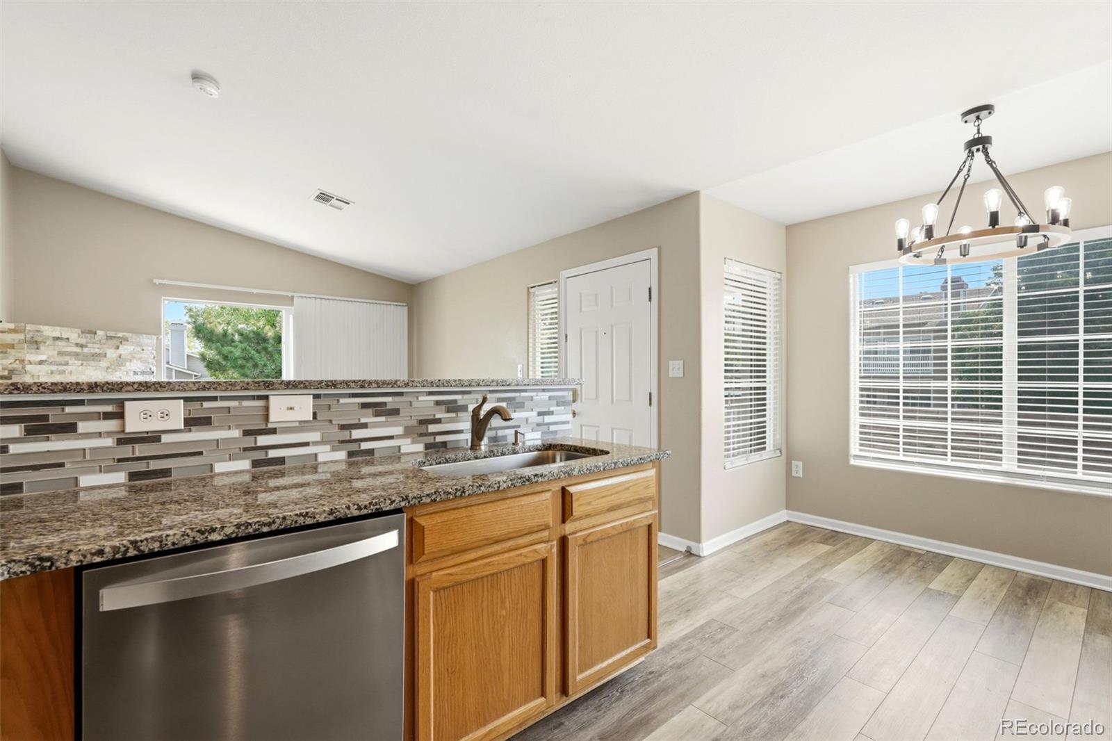 MLS Image #7 for 8427  thunder ridge way,littleton, Colorado