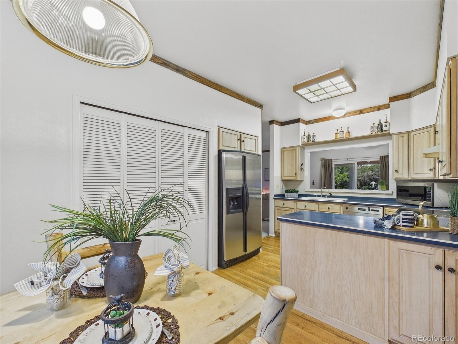MLS Image #15 for 4685 s raleigh street,denver, Colorado