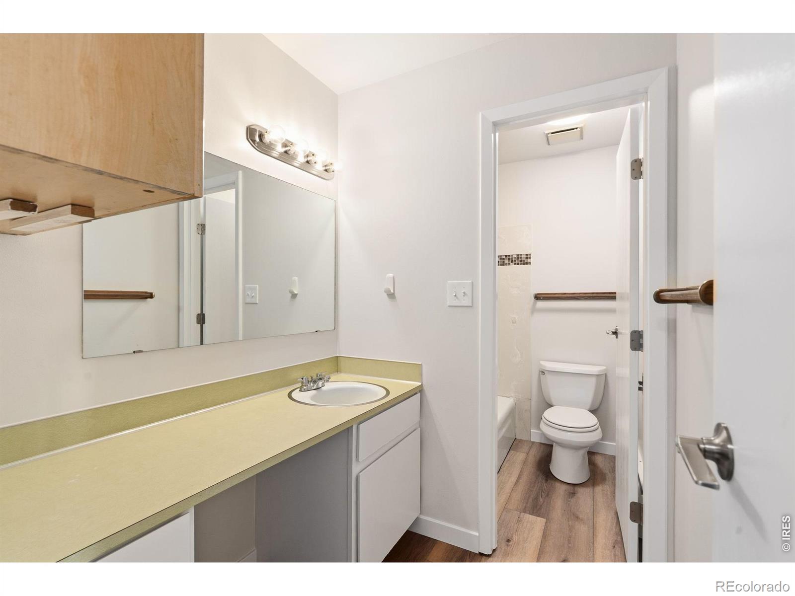 MLS Image #18 for 801 e drake road,fort collins, Colorado