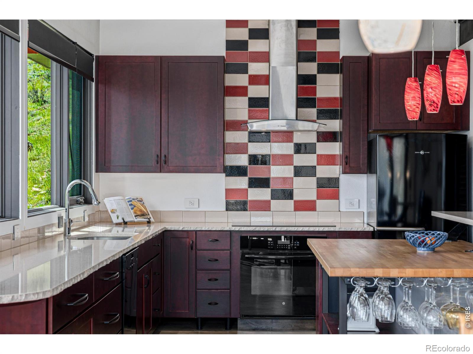 MLS Image #15 for 5896  peregrine trail,golden, Colorado