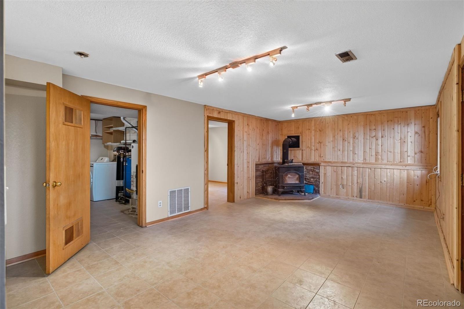 MLS Image #19 for 10176  crest view drive,morrison, Colorado