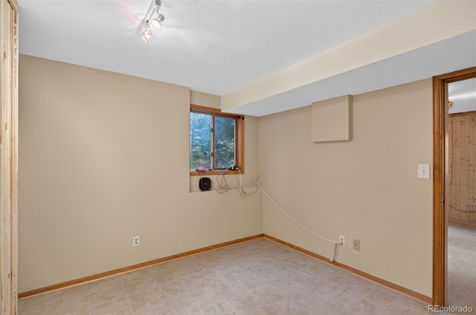 MLS Image #23 for 10176  crest view drive,morrison, Colorado