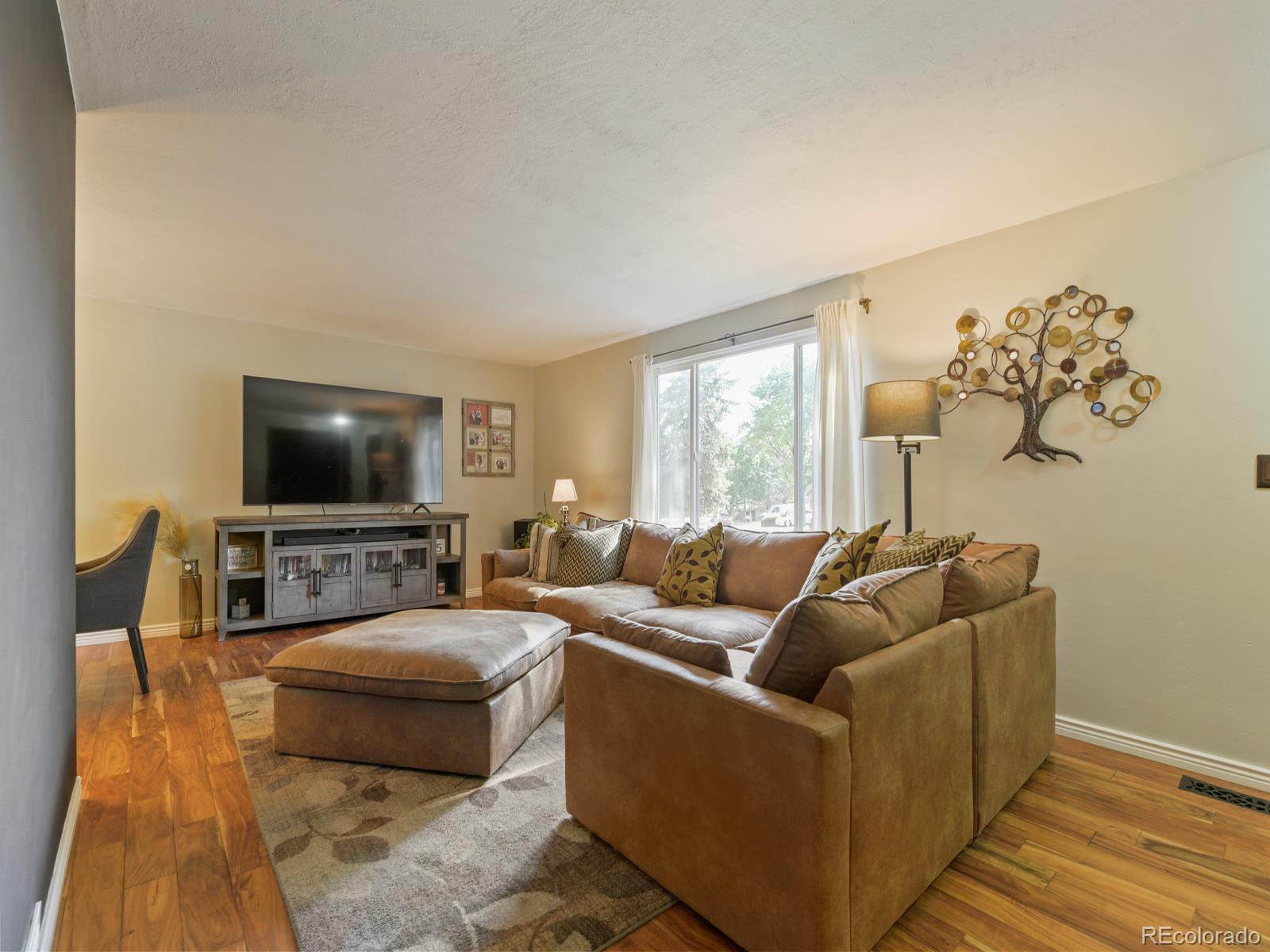 MLS Image #12 for 3824 s argonne street,aurora, Colorado