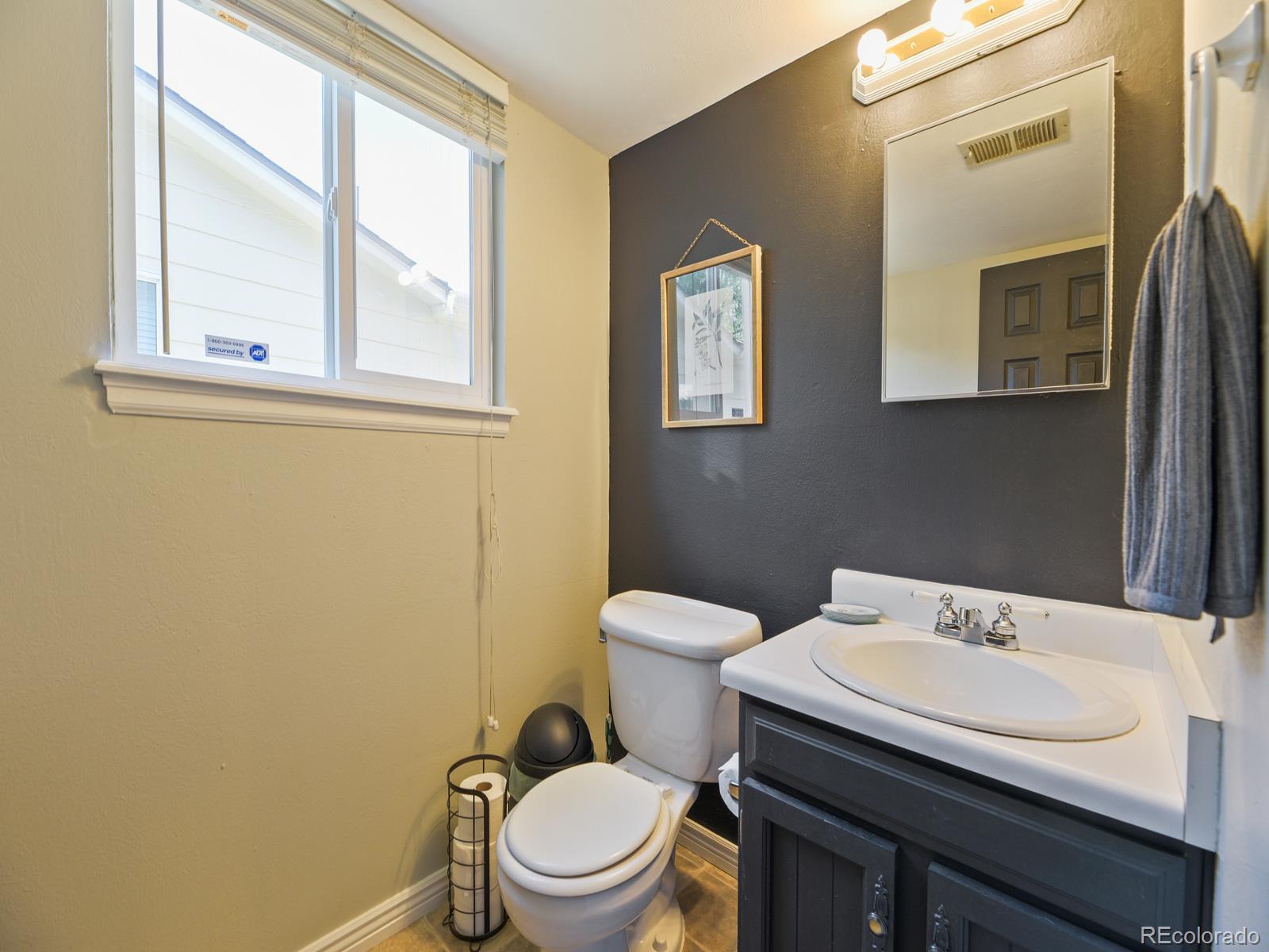 MLS Image #15 for 3824 s argonne street,aurora, Colorado