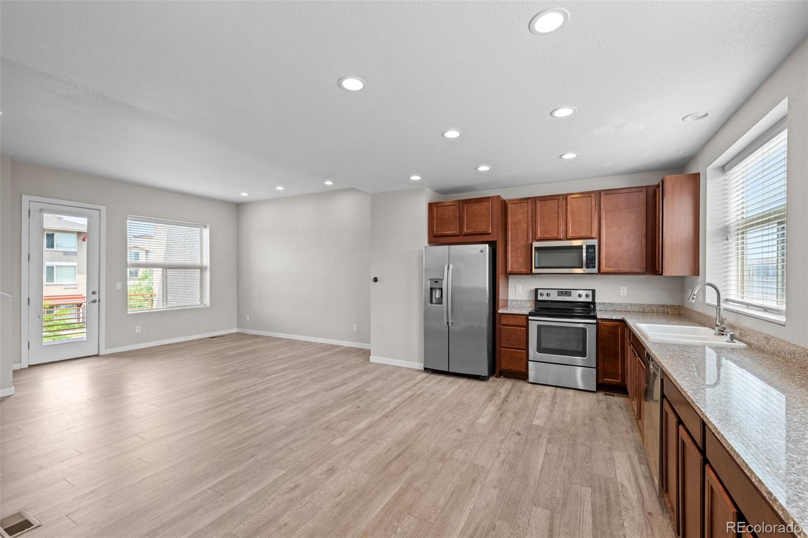 MLS Image #11 for 10137  belvedere loop,lone tree, Colorado