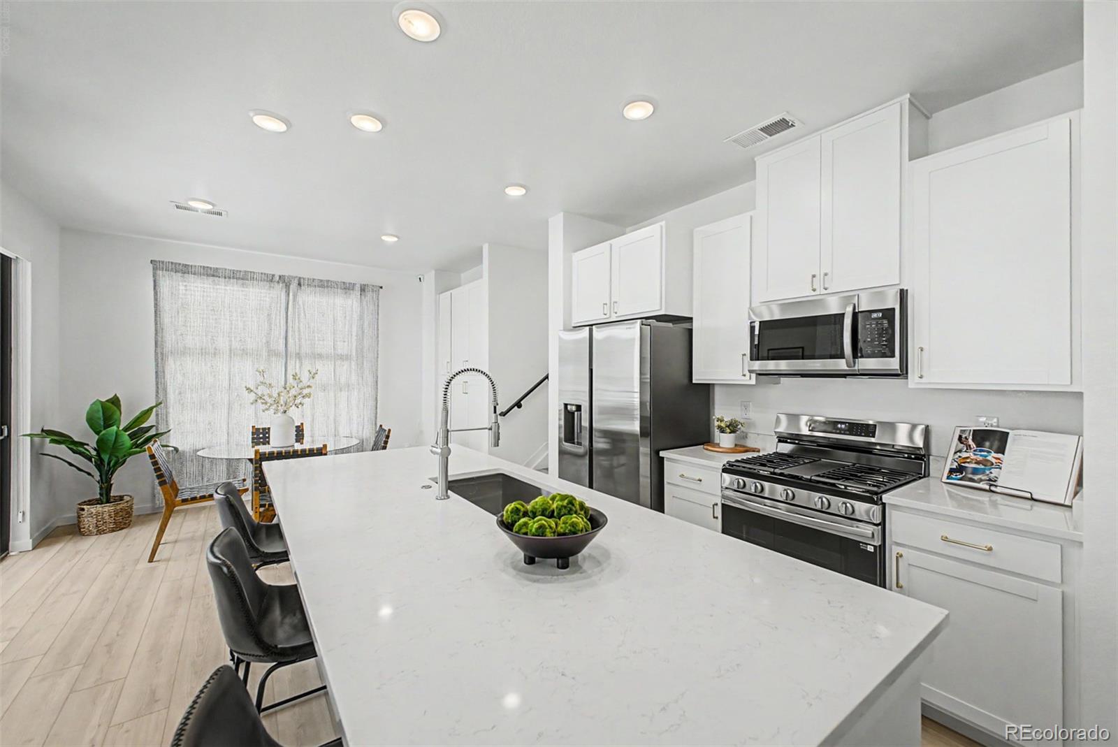 MLS Image #11 for 2046 s holly street,denver, Colorado