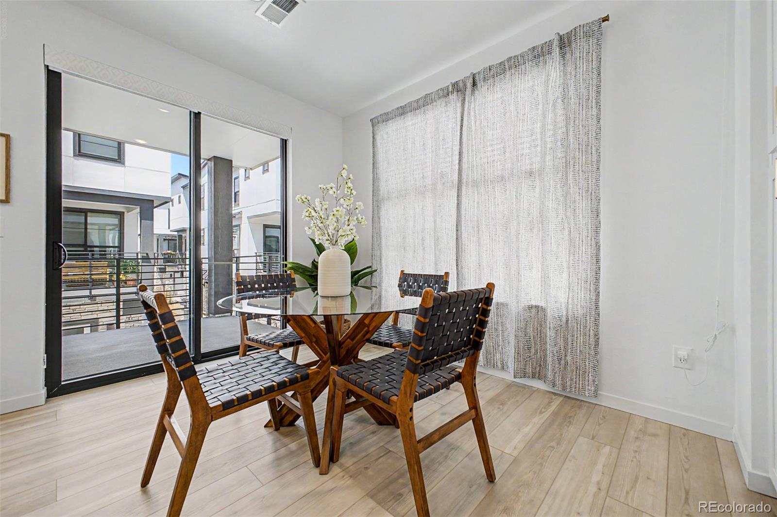 MLS Image #15 for 2046 s holly street,denver, Colorado