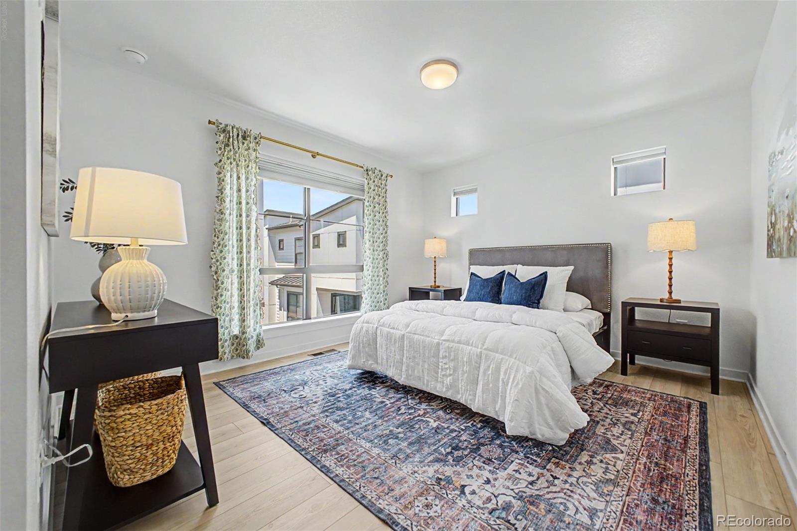 MLS Image #17 for 2046 s holly street,denver, Colorado