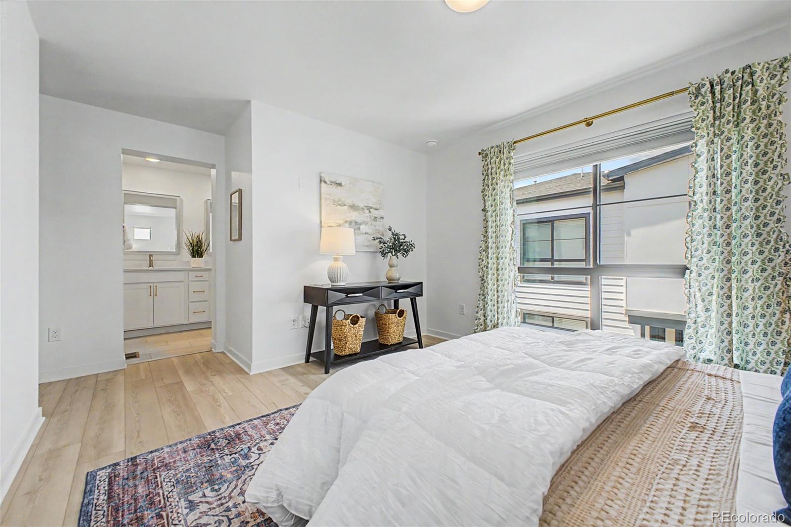 MLS Image #19 for 2046 s holly street,denver, Colorado