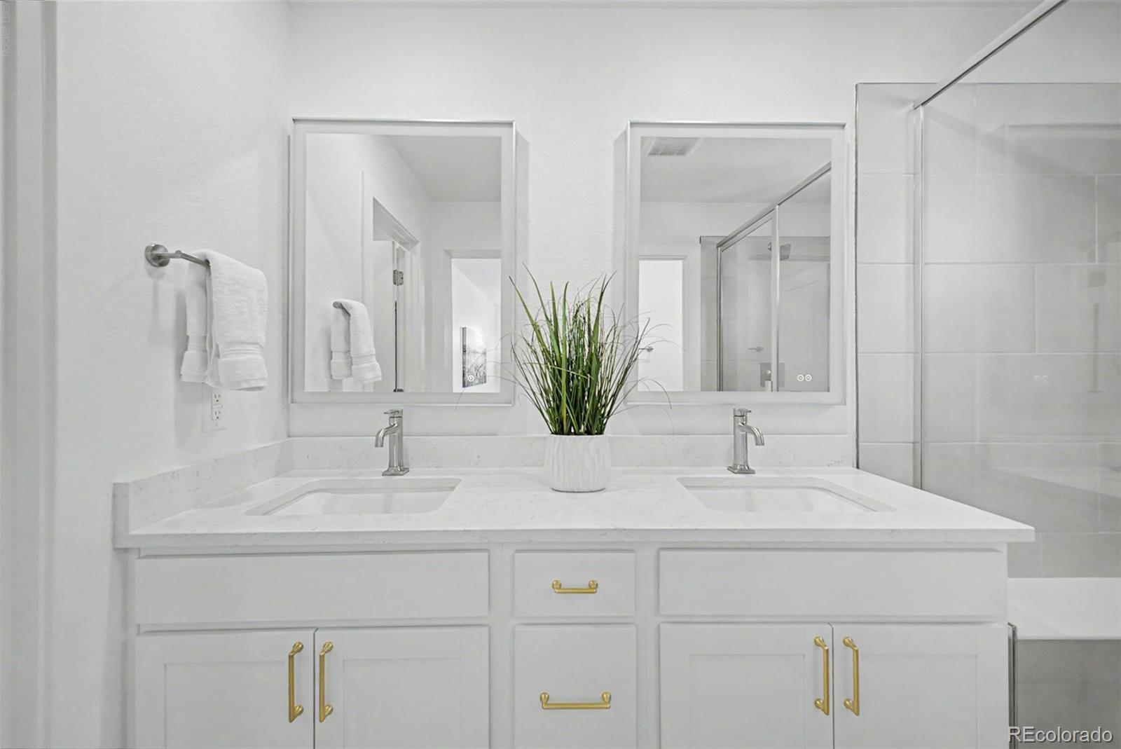 MLS Image #20 for 2046 s holly street,denver, Colorado