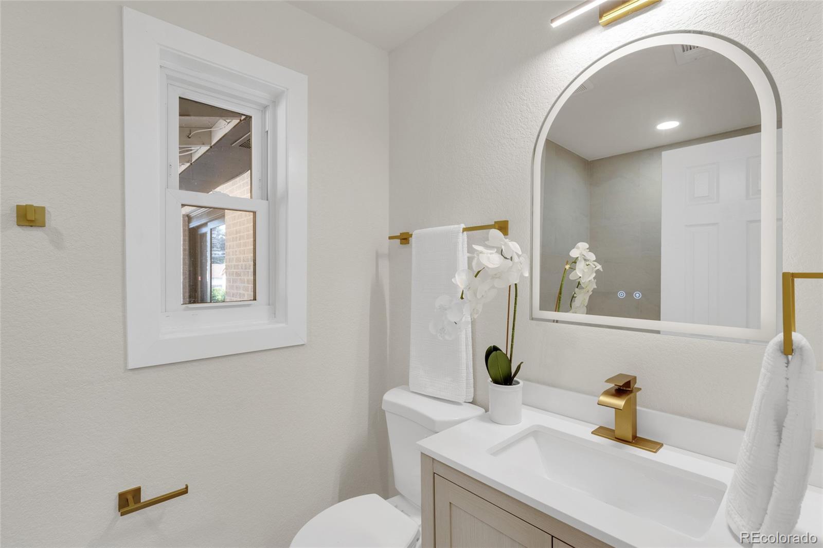 MLS Image #16 for 1170 s gray street,denver, Colorado
