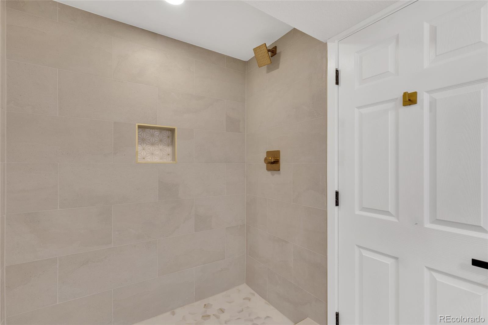 MLS Image #31 for 1170 s gray street,denver, Colorado