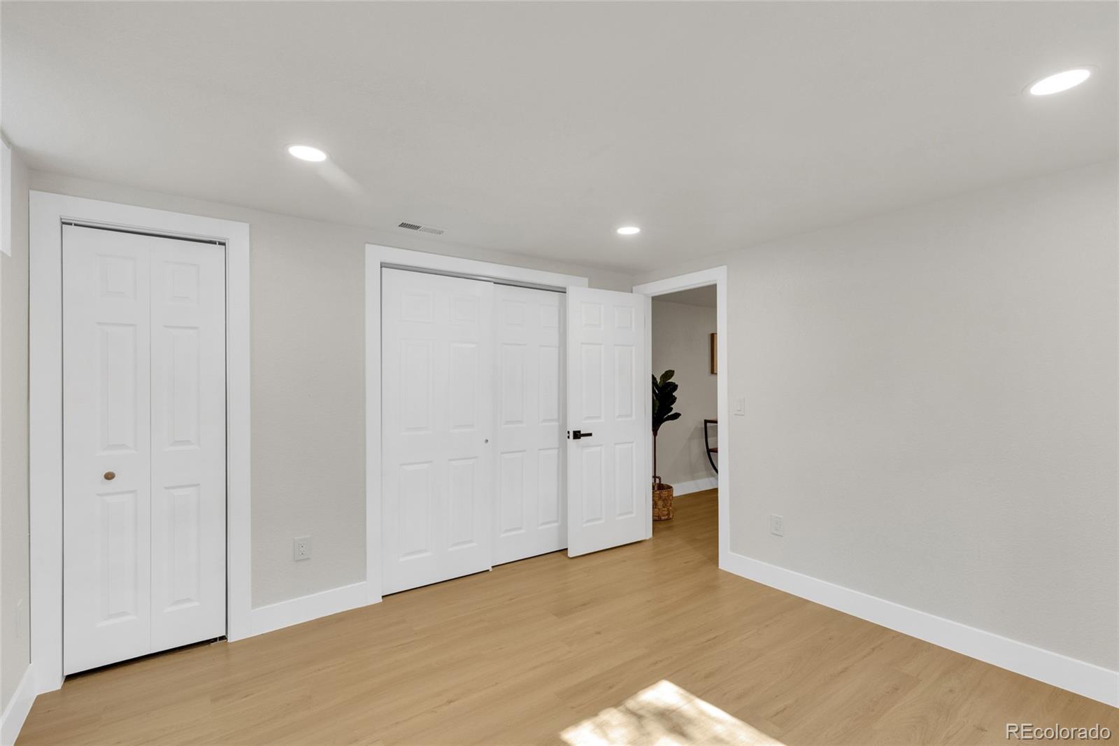 MLS Image #33 for 1170 s gray street,denver, Colorado