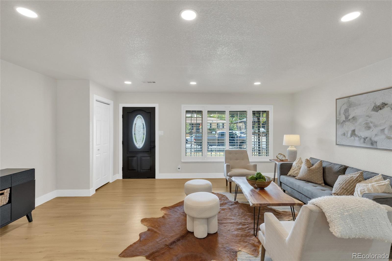 MLS Image #4 for 1170 s gray street,denver, Colorado