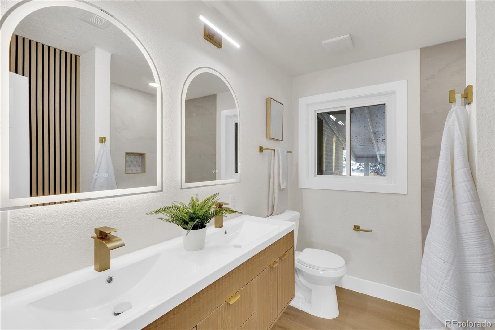 MLS Image #6 for 1170 s gray street,denver, Colorado