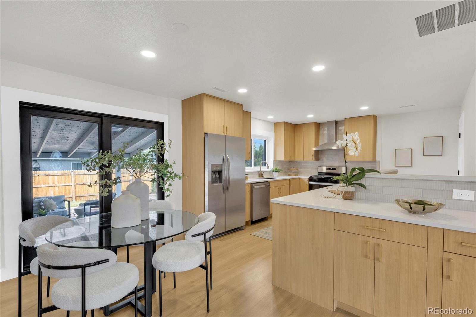 MLS Image #7 for 1170 s gray street,denver, Colorado