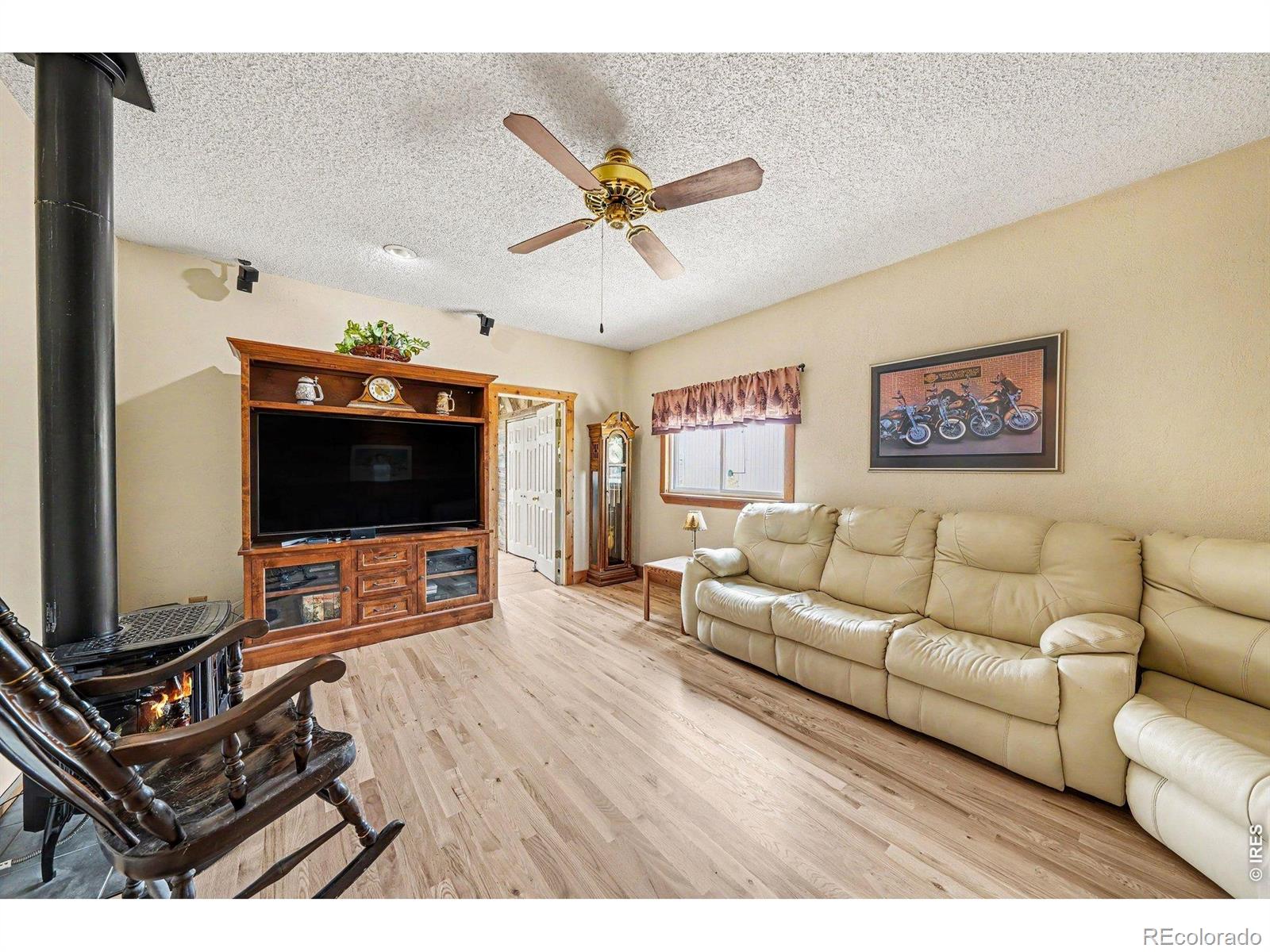MLS Image #10 for 19290  county road 37 ,la salle, Colorado