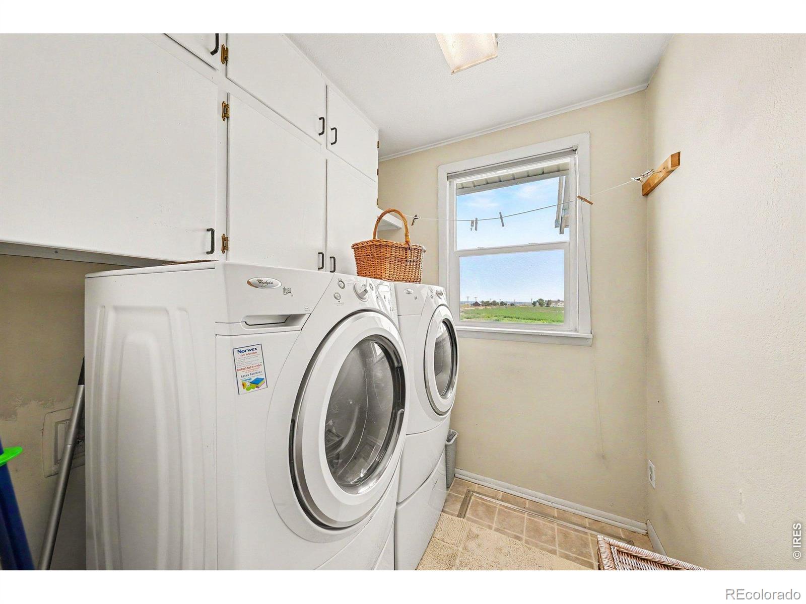 MLS Image #27 for 19290  county road 37 ,la salle, Colorado