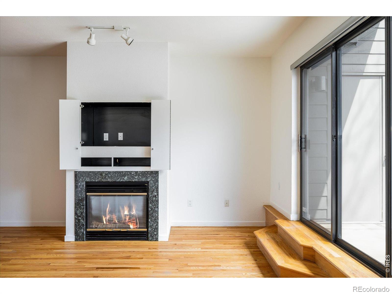 MLS Image #12 for 836  walnut street,boulder, Colorado