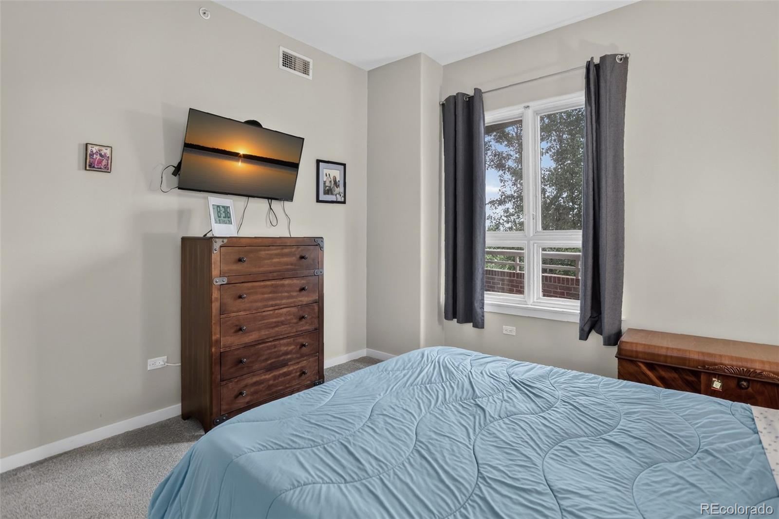 MLS Image #15 for 4875 s monaco street,denver, Colorado