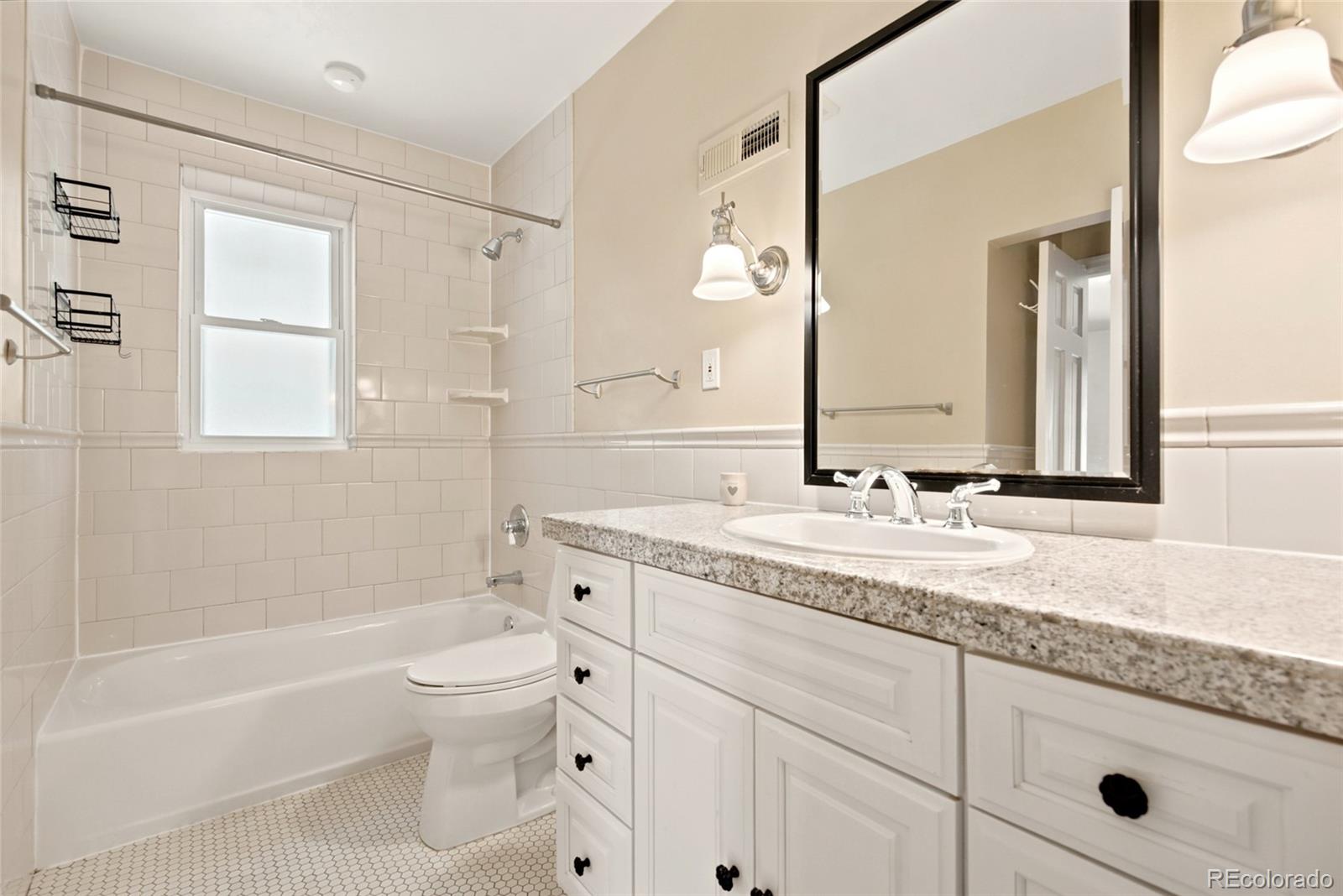 MLS Image #20 for 1564 s josephine street,denver, Colorado