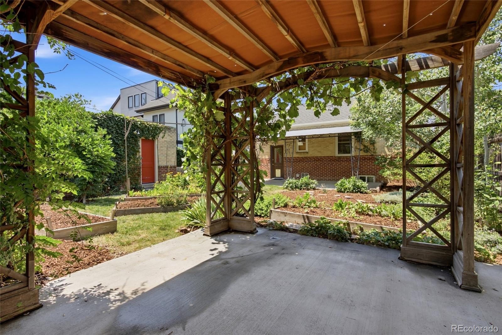 MLS Image #38 for 1564 s josephine street,denver, Colorado