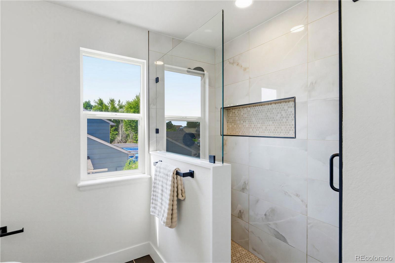 MLS Image #11 for 5283  elkhart street,denver, Colorado