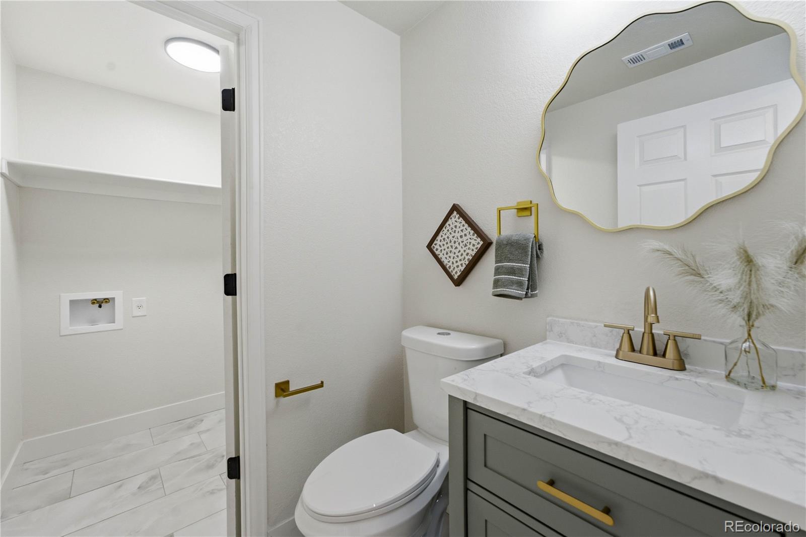 MLS Image #12 for 5283  elkhart street,denver, Colorado