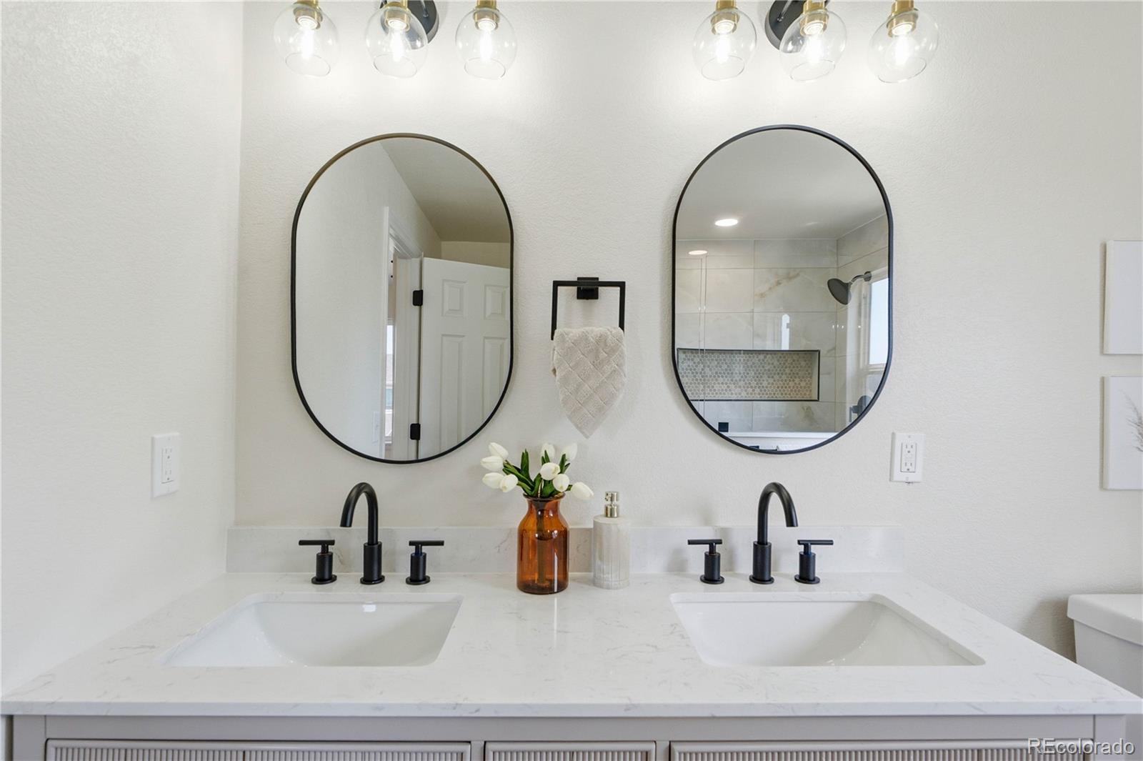 MLS Image #5 for 5283  elkhart street,denver, Colorado