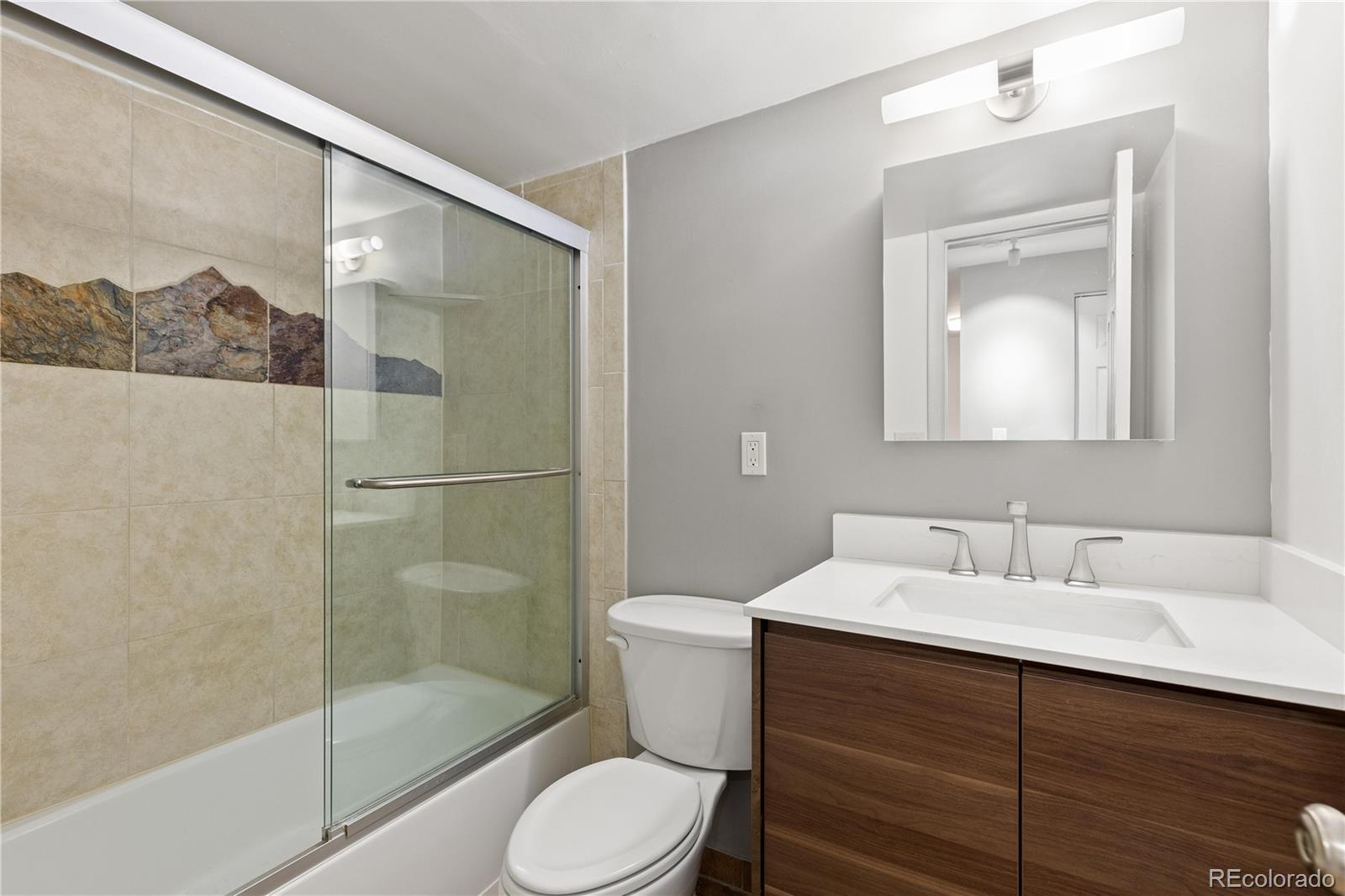 MLS Image #10 for 1008 n corona street 303,denver, Colorado