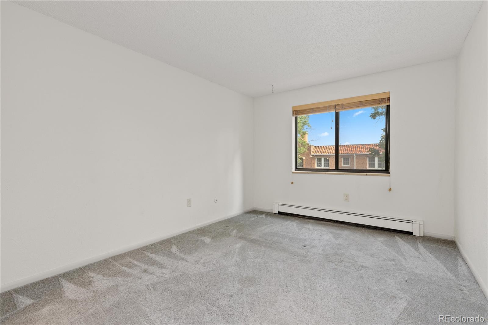 MLS Image #8 for 1008 n corona street 303,denver, Colorado