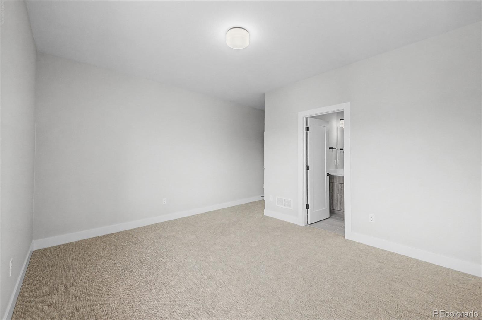 MLS Image #33 for 5612  wheaton avenue,longmont, Colorado