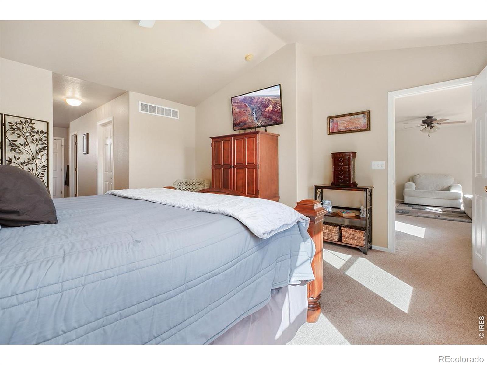 MLS Image #19 for 7592  triangle drive,fort collins, Colorado