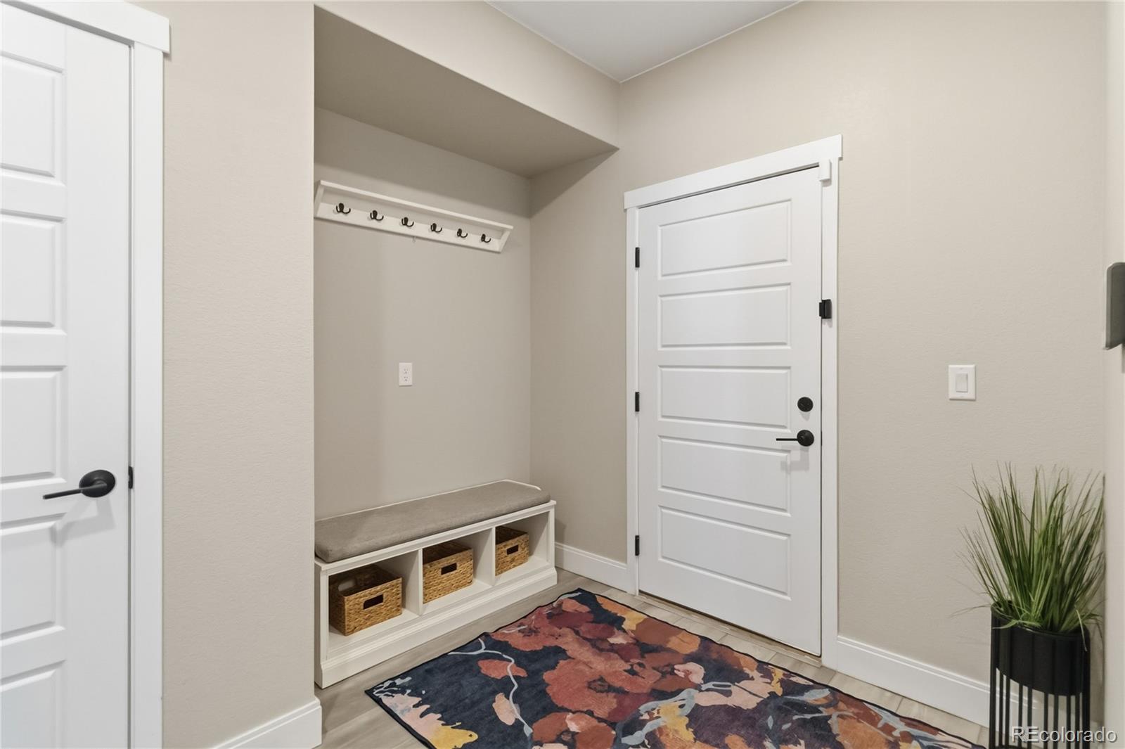 MLS Image #13 for 2169 s orion street,denver, Colorado