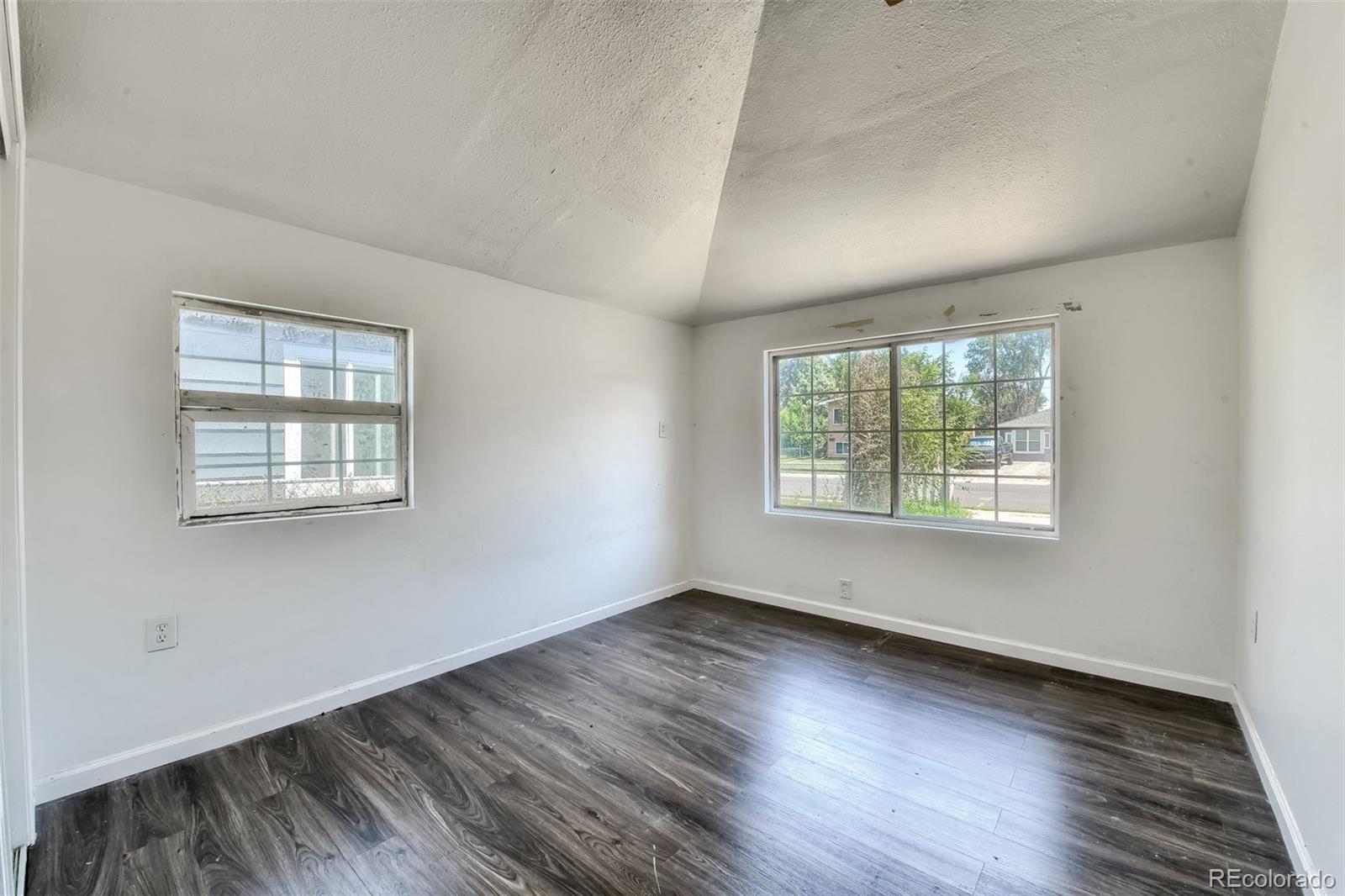 MLS Image #15 for 1965  xenia street,denver, Colorado