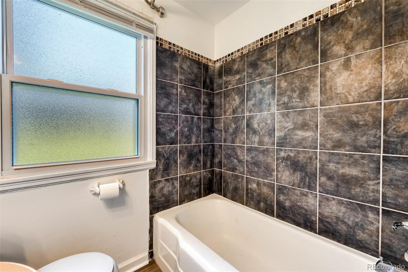 MLS Image #17 for 1965  xenia street,denver, Colorado