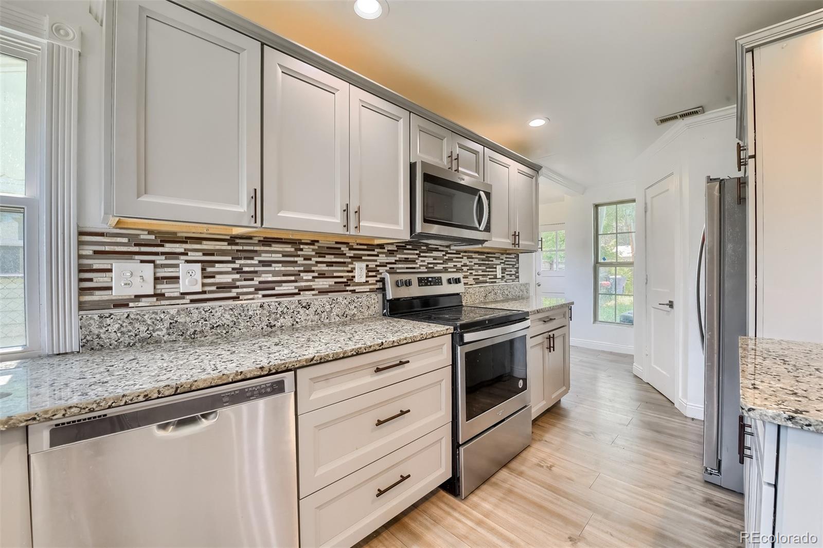 MLS Image #8 for 1965  xenia street,denver, Colorado