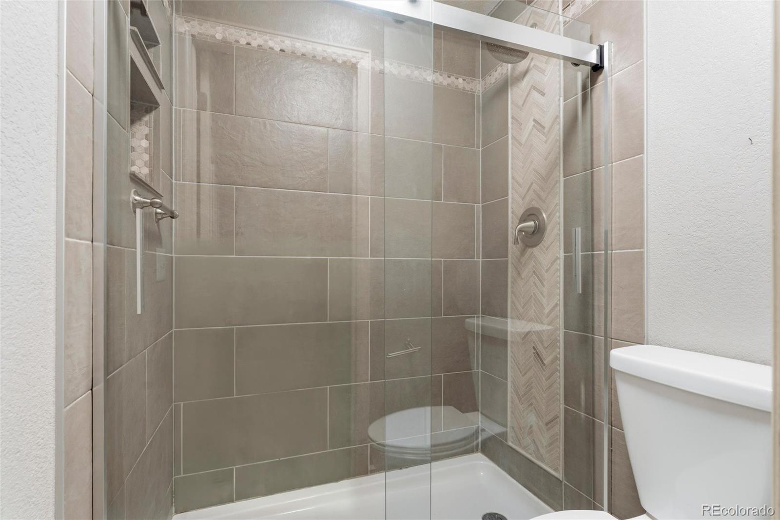 MLS Image #17 for 19174 e wyoming drive,aurora, Colorado