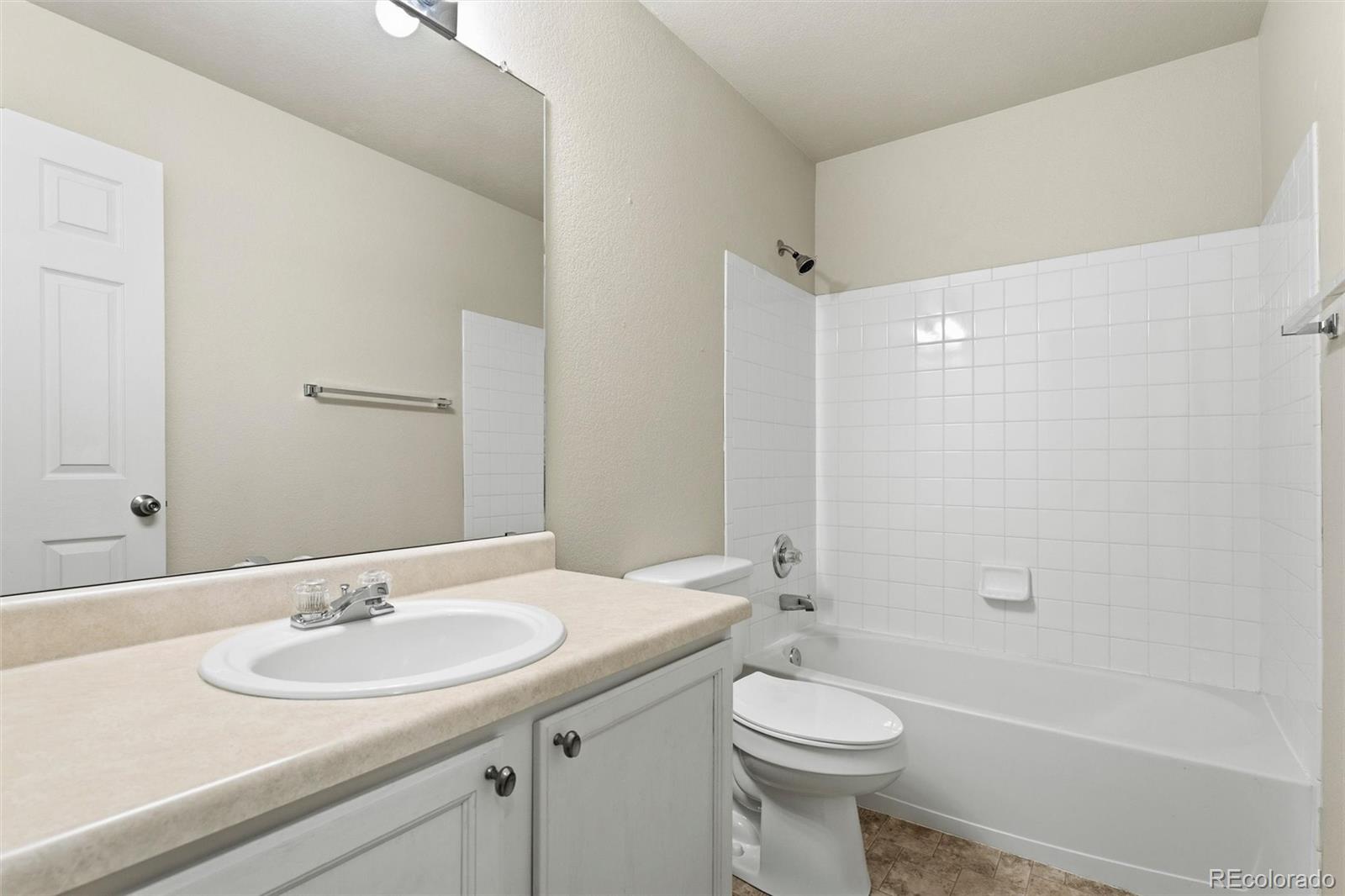 MLS Image #20 for 19174 e wyoming drive,aurora, Colorado