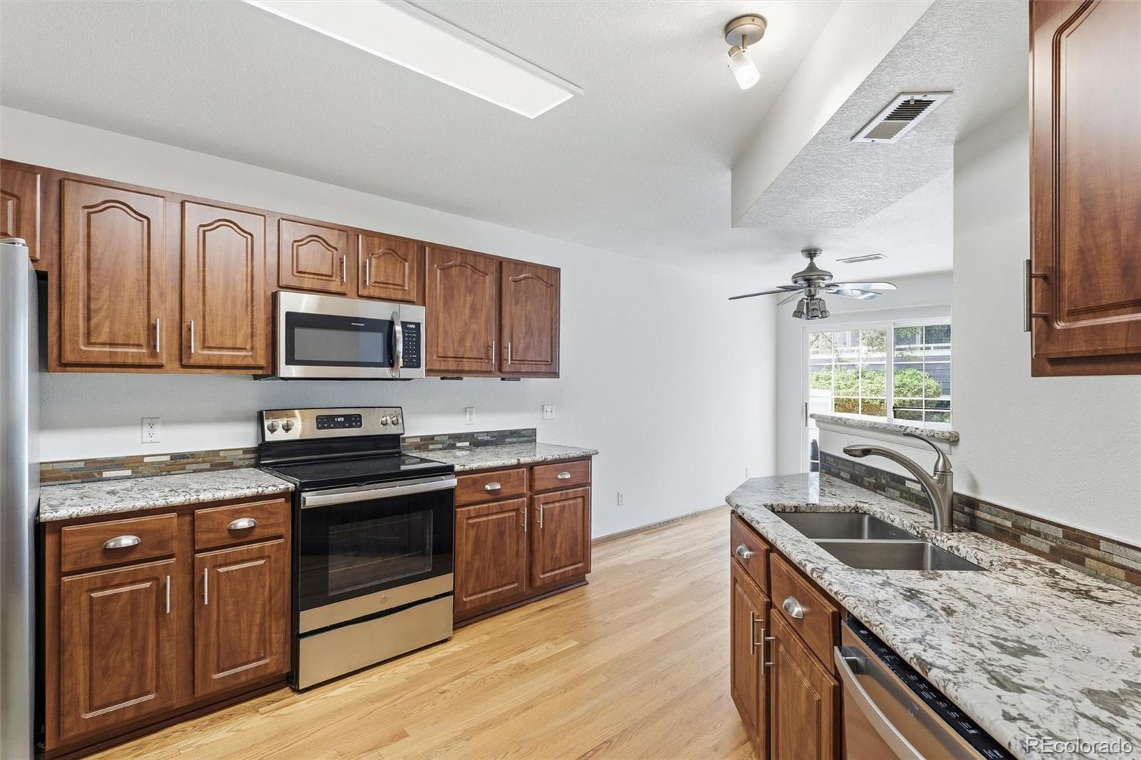 MLS Image #9 for 19174 e wyoming drive,aurora, Colorado