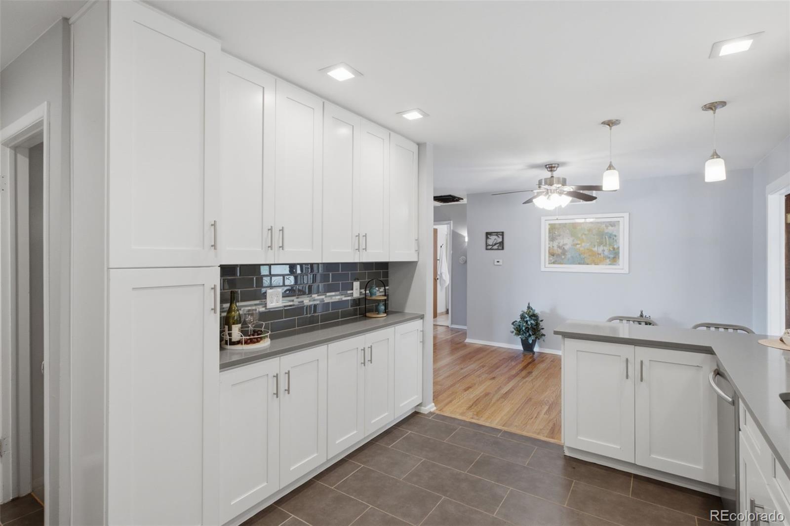 MLS Image #12 for 992 s simms street,denver, Colorado