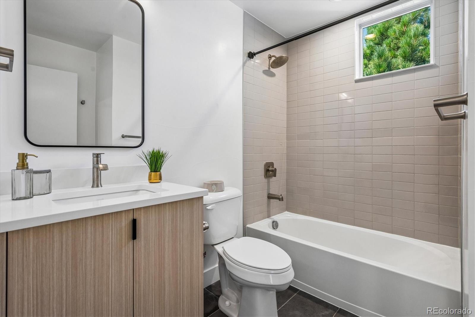 MLS Image #17 for 3666 s galapago street,englewood, Colorado