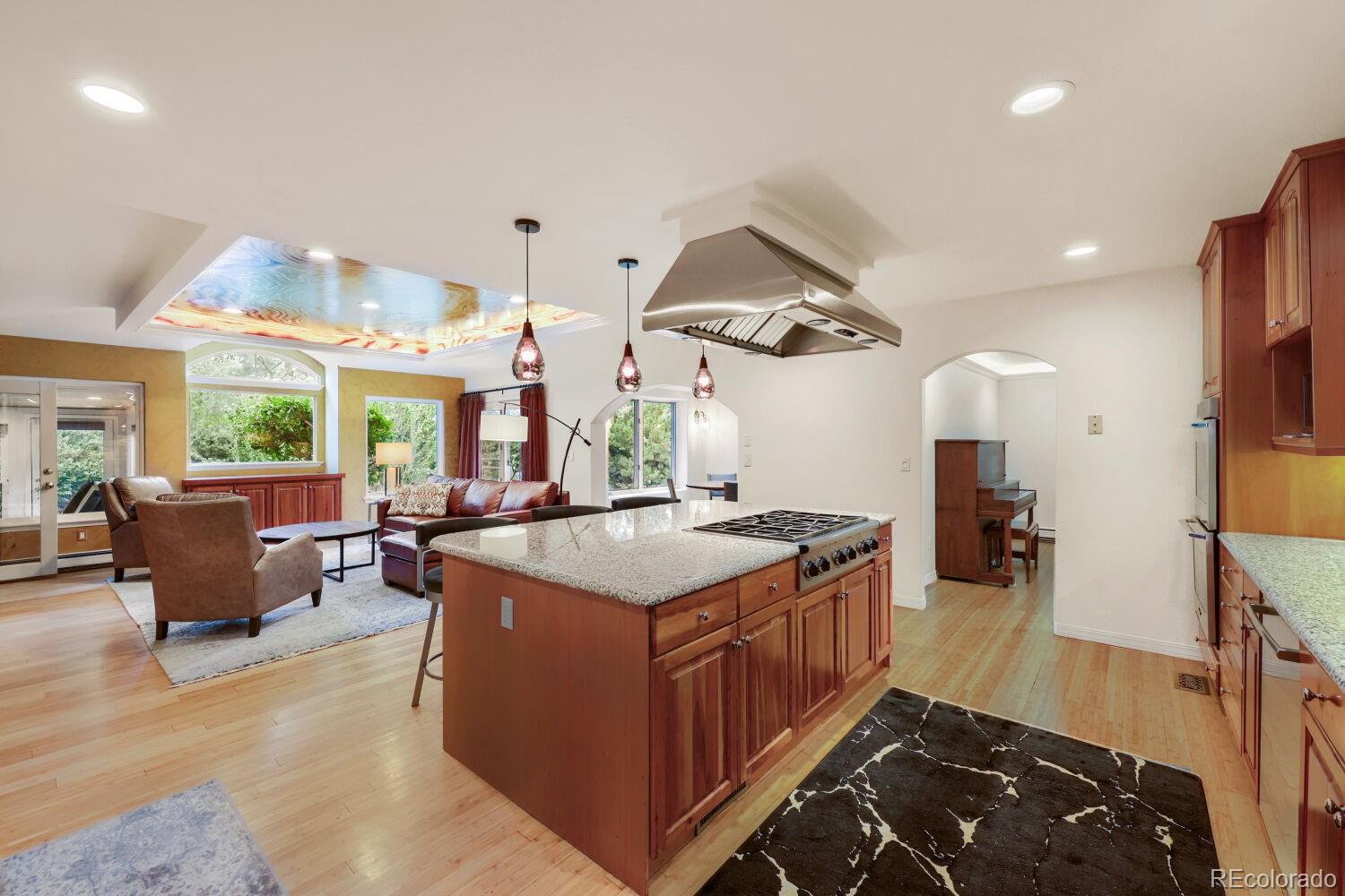 MLS Image #13 for 750  leyden street,denver, Colorado