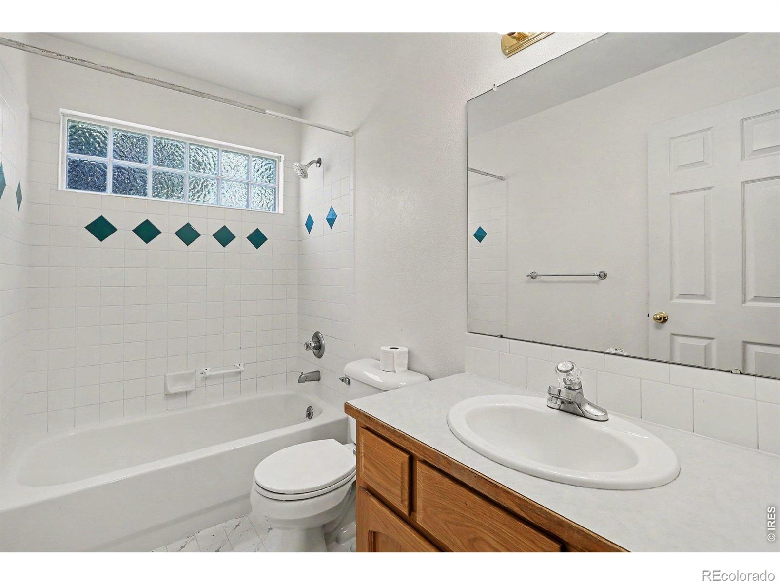 MLS Image #15 for 585  radiant drive,loveland, Colorado