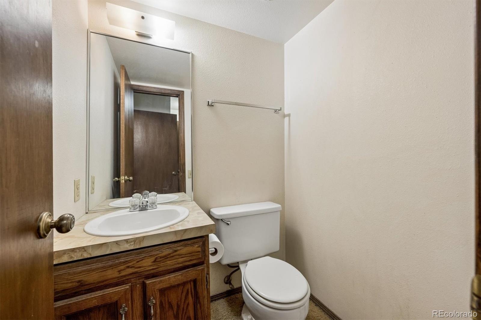 MLS Image #10 for 7101 w yale avenue,denver, Colorado