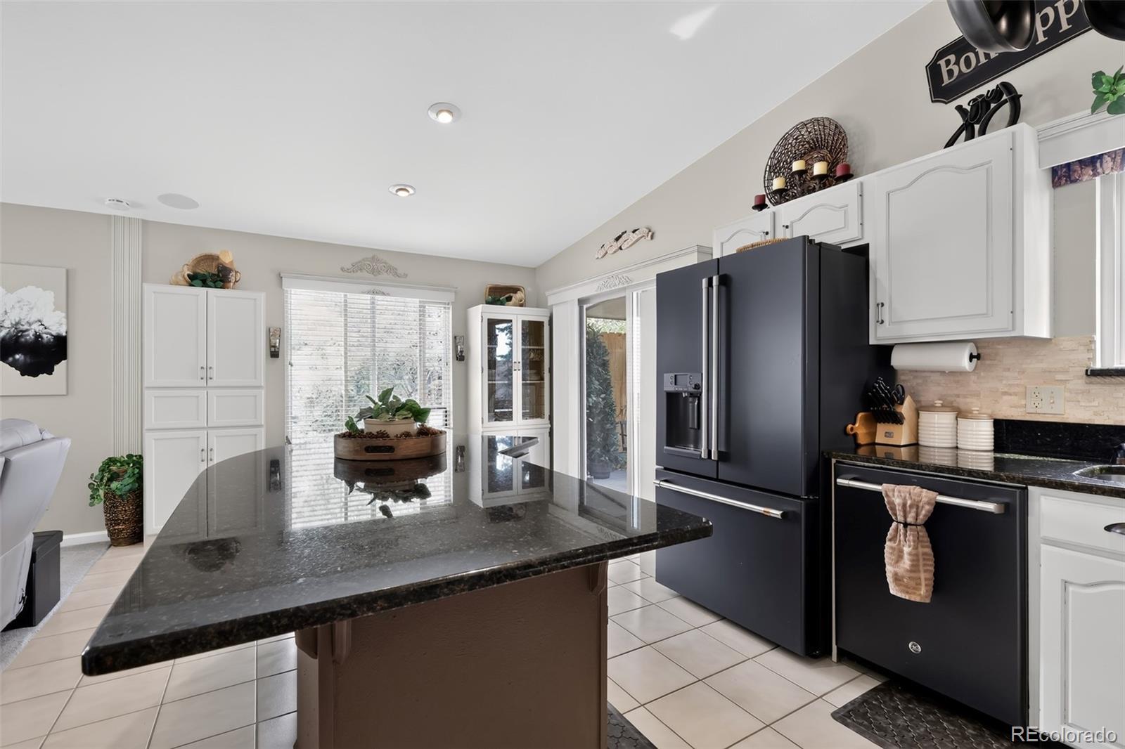 MLS Image #8 for 4551 s ouray way,aurora, Colorado