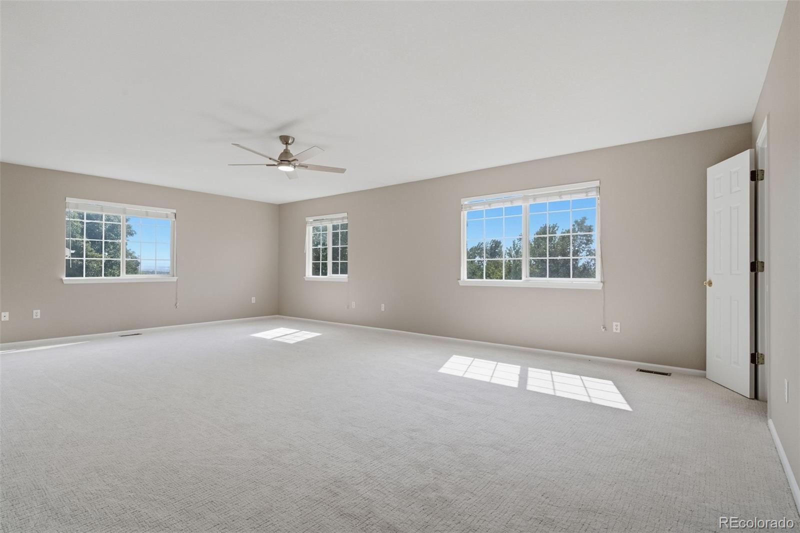 MLS Image #11 for 19102 e crestridge circle,aurora, Colorado