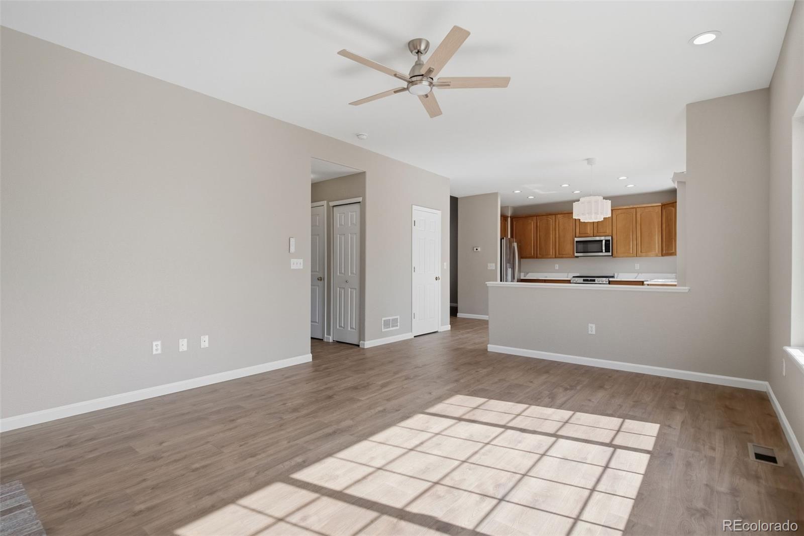MLS Image #6 for 19102 e crestridge circle,aurora, Colorado