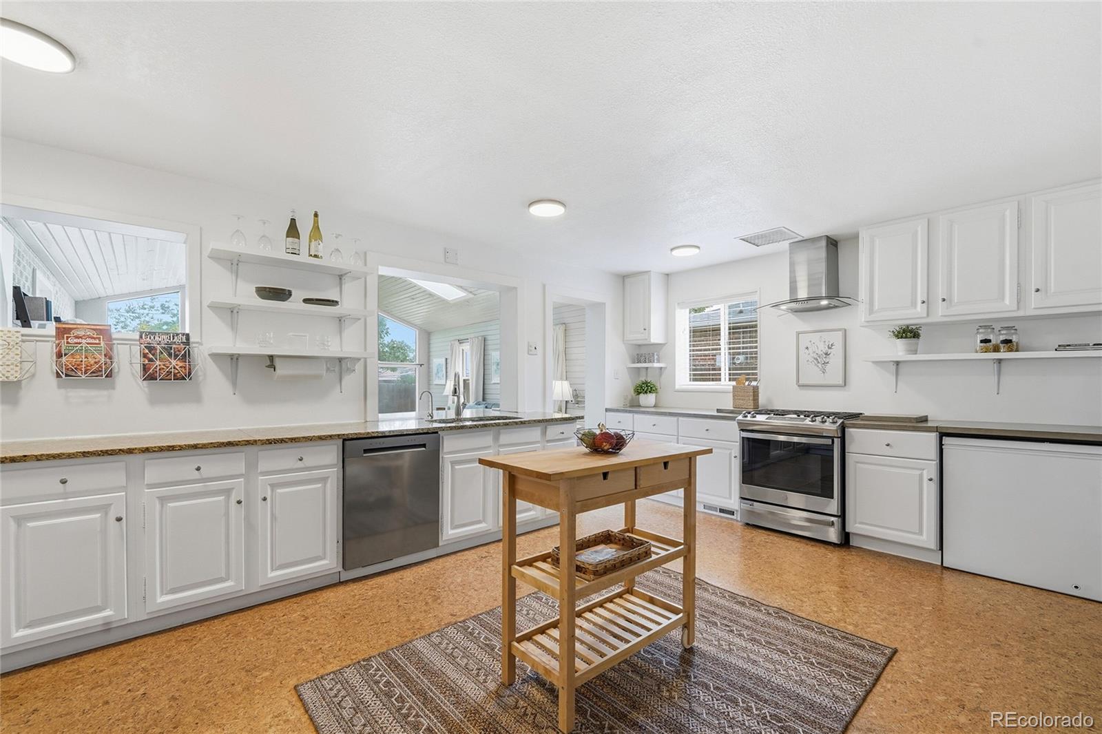 MLS Image #12 for 7822 w 17th avenue,denver, Colorado